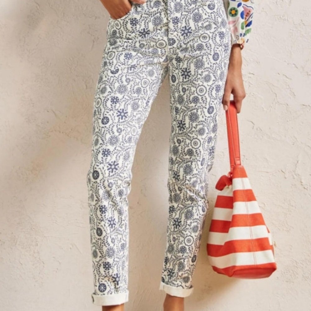 Boden Floral Girlfriend Mid Rise Denim Pants